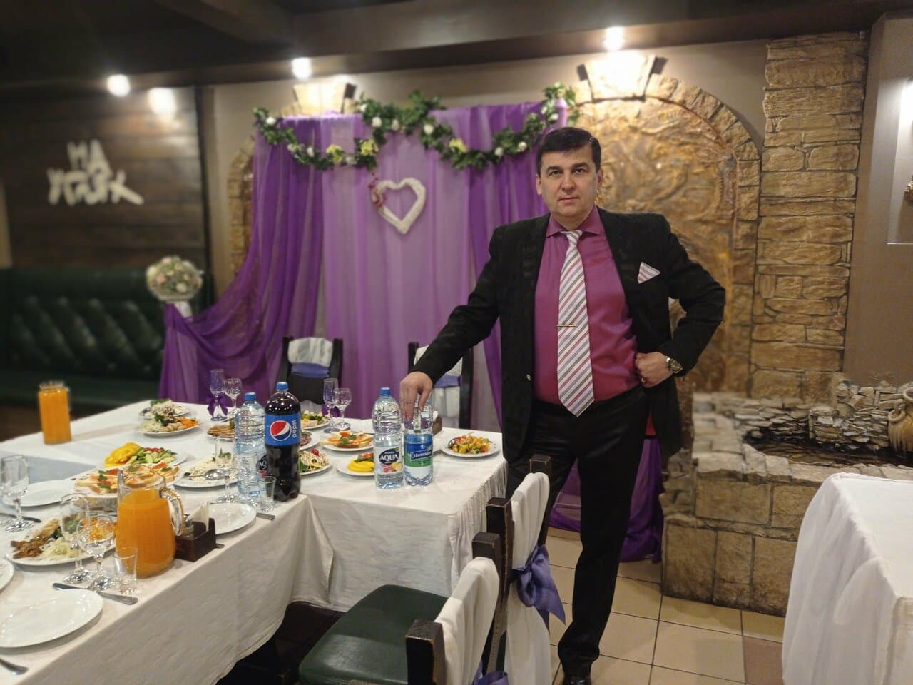 На углях