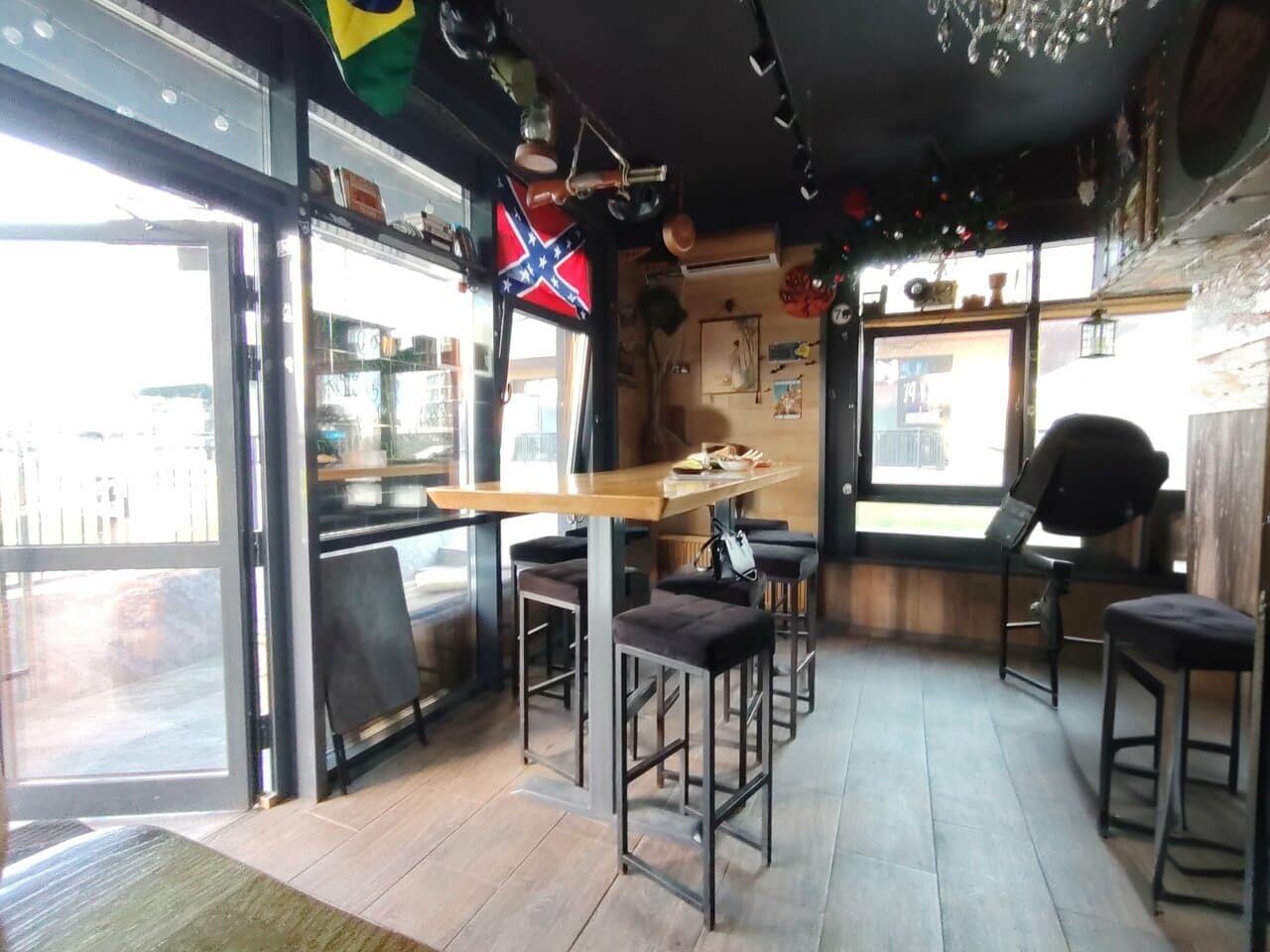 Country City Pub.by
