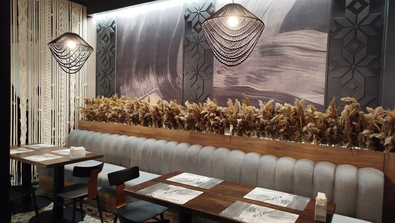 Mova Restobar